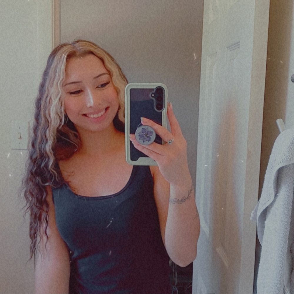 Meet your Posher, Filipina
